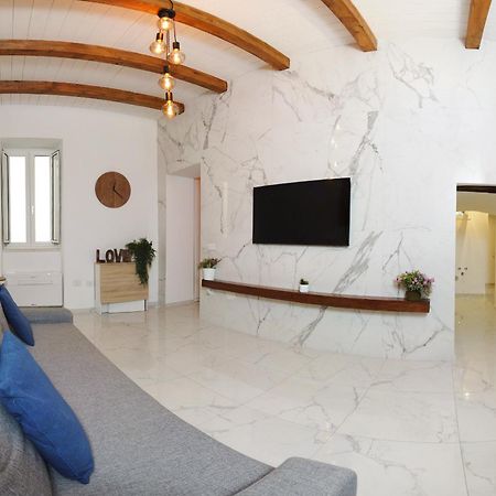 Luxury Apartment Salerno Center Buitenkant foto